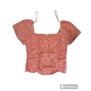 NWOT Lush Cropped Cap Sleeve Smocked Pink Floral Print Stretchy Blouse Size L